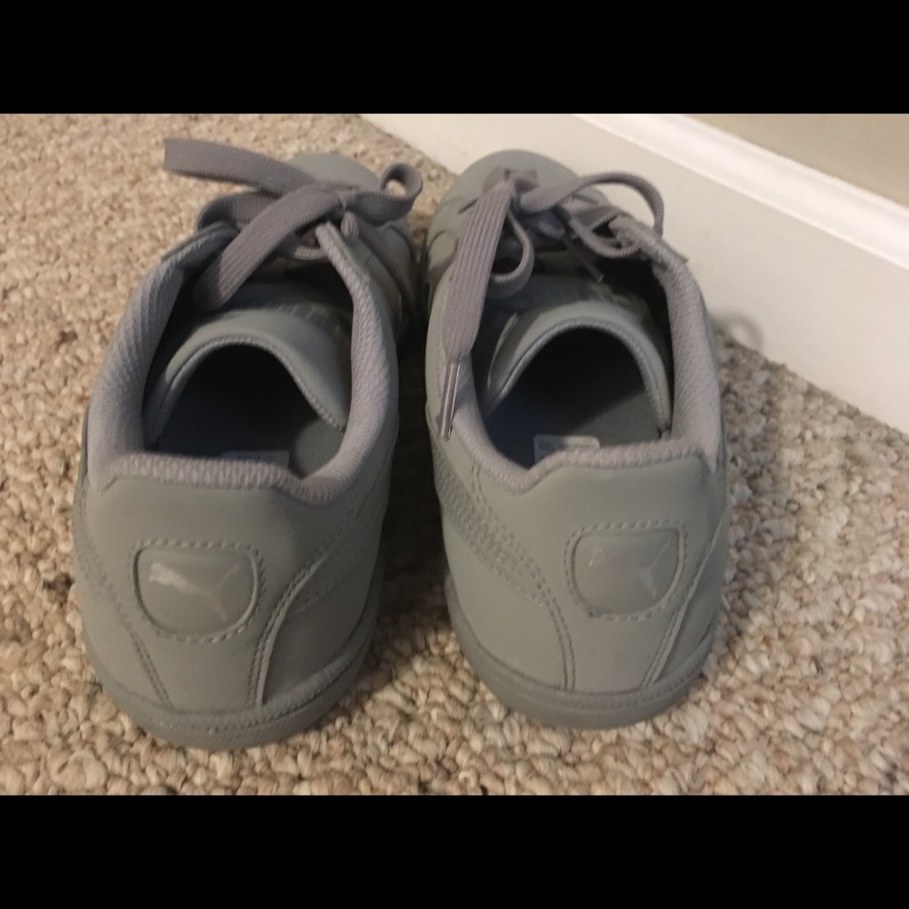 Puma 9’s - Picture 2 of 3